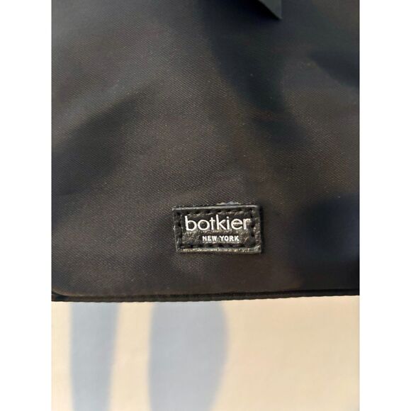 Botkier New York Black Nylon Mini Backpack – Trigger Style with Faux Leather - Picture 5 of 5